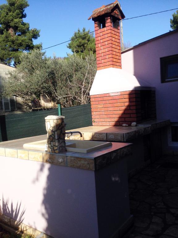 Apartment Pampas Sveti Filip i Jakov Rom bilde