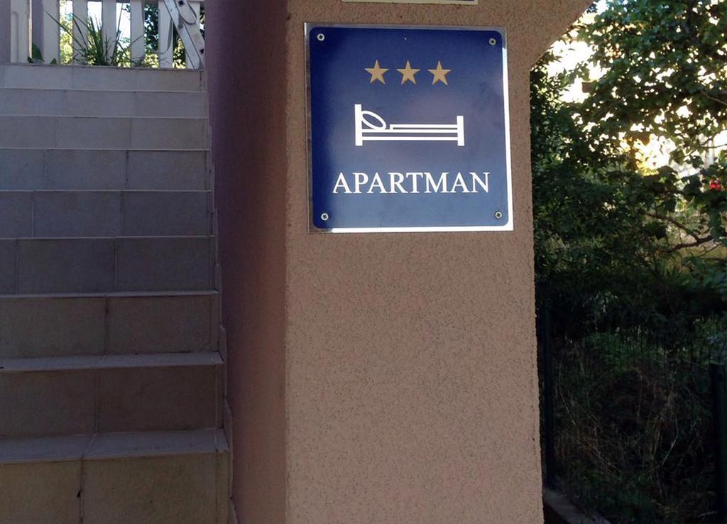 Apartment Pampas Sveti Filip i Jakov Eksteriør bilde